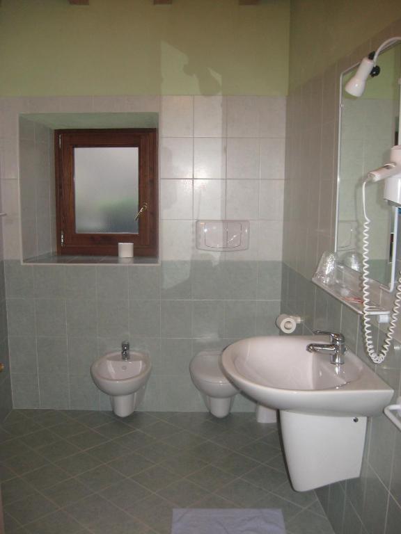 Antica Osteria Pace Otel Moerna Oda fotoğraf